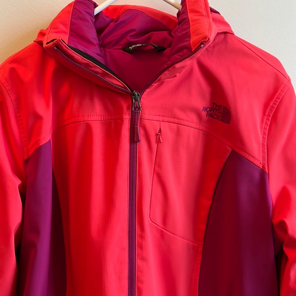 NWT The North Face women’s winter jacket SZ XL